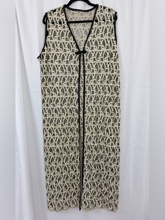 unkown Tops - Vintage Black Sheer Maxi Vest/Duster w/ Cream Embroidered Swirl Lace Overlay XL
